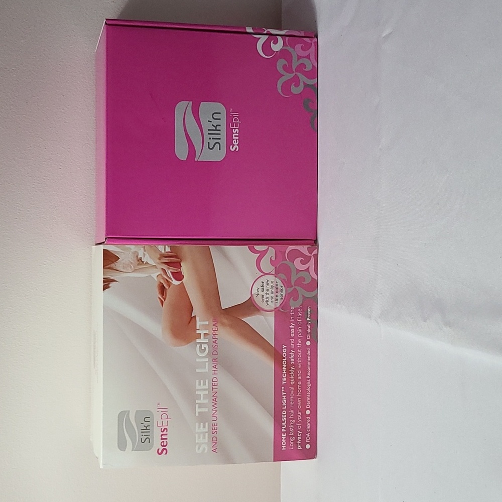 Silk'n SensEpil Home Pulsed Light Hair Removal System - Picture 4 of 6